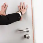 Porte bloquée sans les clefs